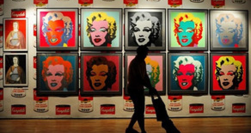 ABŞ-da muzeydən Endi Uorholun yeddi əsəri oğurlanıb