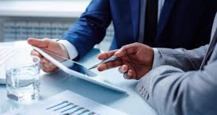 Number of bank clients in Azerbaijan decreased among legal entities