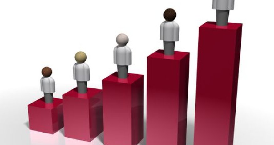 Azerbaijani population grew by 17,900 people