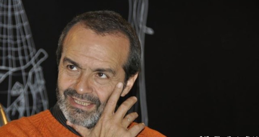 Şenderoviç. Poeziyaya yadsansa, qan qrupun başqadır