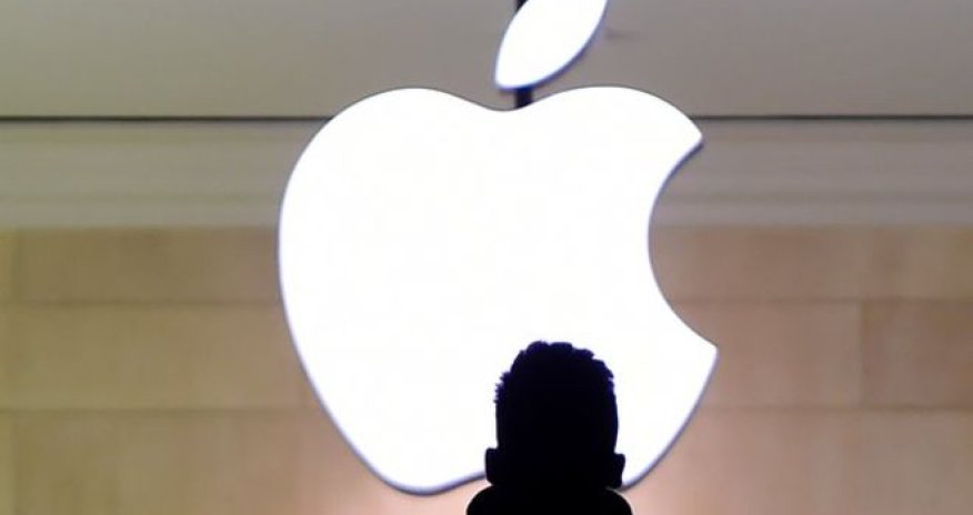 Apple complies with greater proportion of US data demands
