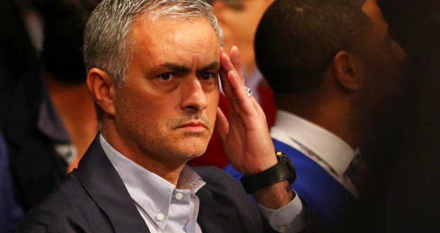 Man United target Jose Mourinho confirms Old Trafford job