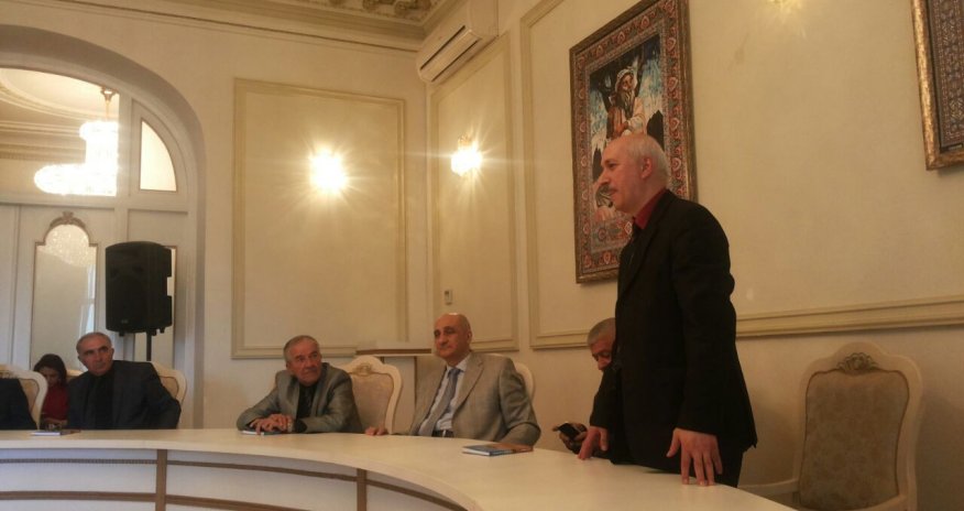 Vaqif Sultanlının “Səhra Savaşı” kitabının təqdimatı keçirilib