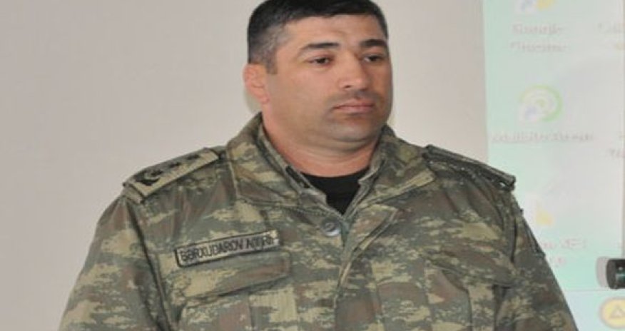 Lələ təpəni azad edən komandirə general rütbəsi verildi