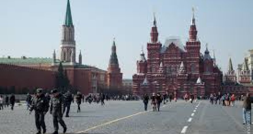 Пушкин и Ленин вышли на дуэль