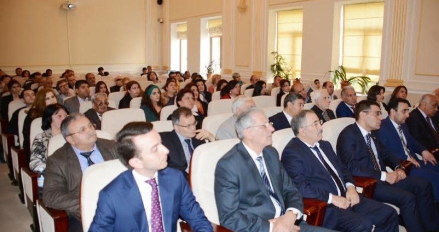 AMEA-da “Ermənistan və Azərbaycanın qadağan olunmuş tarixi” filmi nümayiş olundu