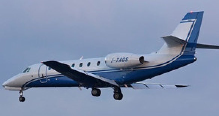 Məşhur futbolçu 9 milyon dollara təyyarə alıb