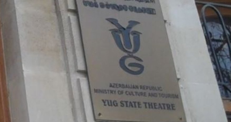 Yuğ Teatrında 