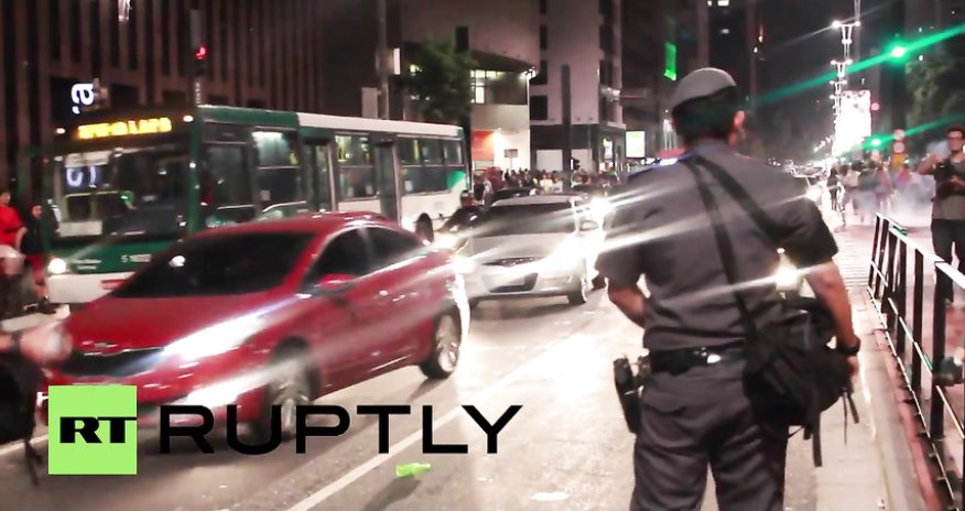 Столкновения из-за президента - ВИДЕО