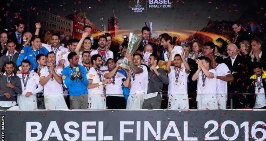 Liverpool 1 - 3 Sevilla