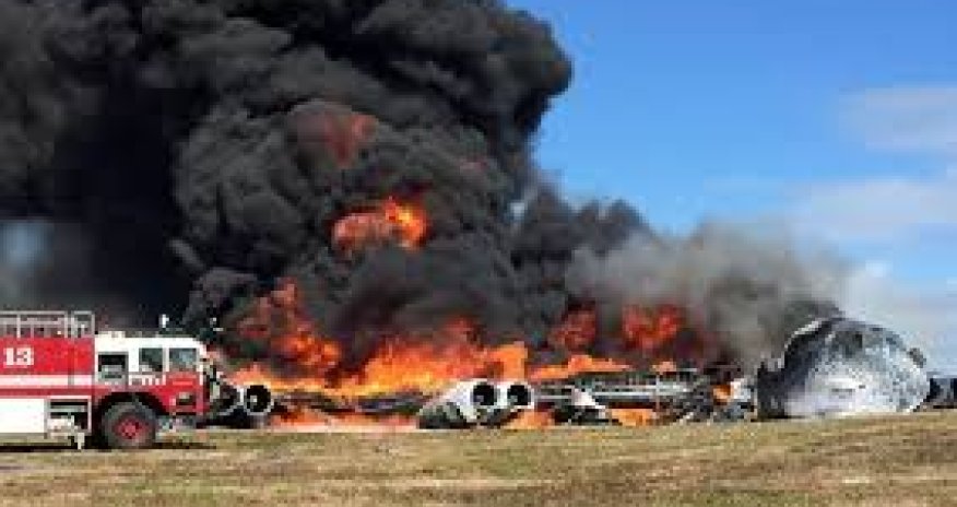 Упал бомбардировщик США - ВИДЕО