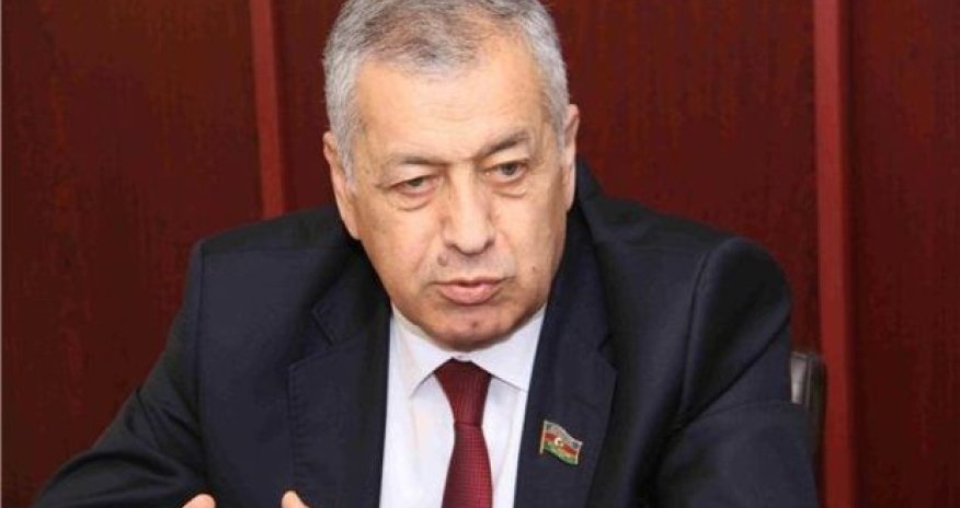 Vahid Əhmədov: Azərbaycanda aparılan pul-kredit siyasəti bizi narahat edir