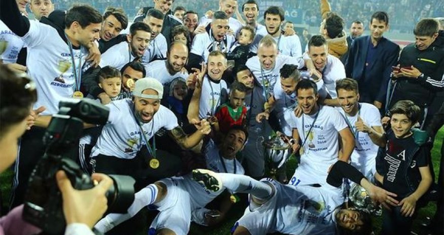 “Qarabağ”ın çempionluq kuboku - FOTO