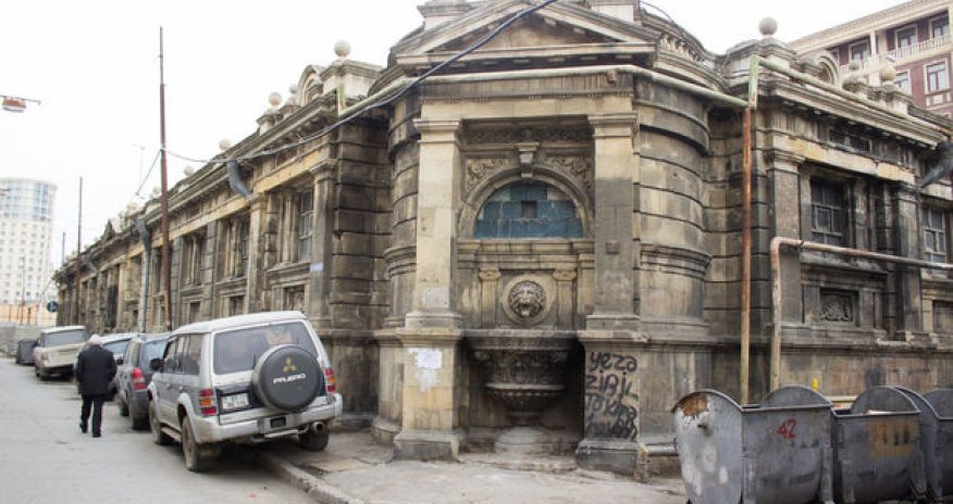 “Sovetski”də bəzi obyektlər tarixi abidələrin siyahısından çıxarıldı