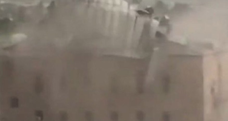 На Ереван обрушился ураган - ВИДЕО
