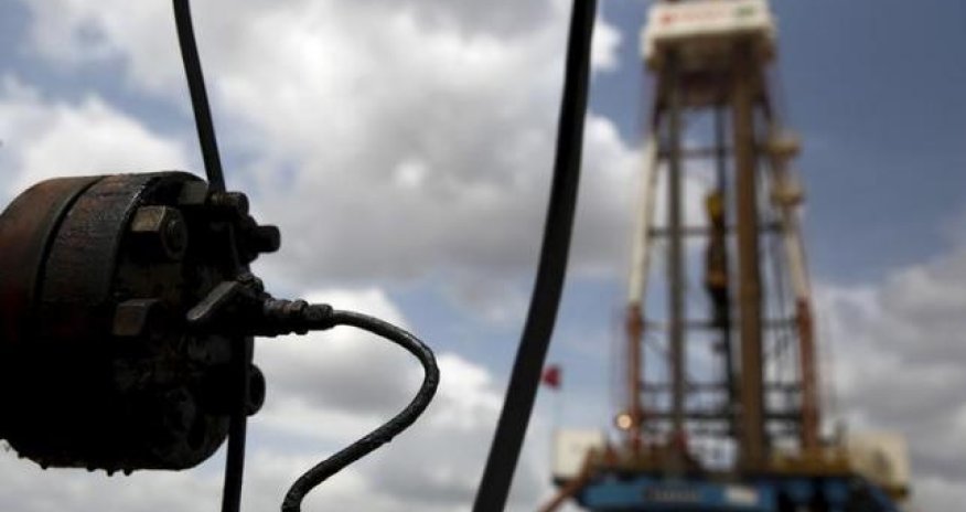 Oil prices push closer to $50, U.S. crude hits highest in seven months