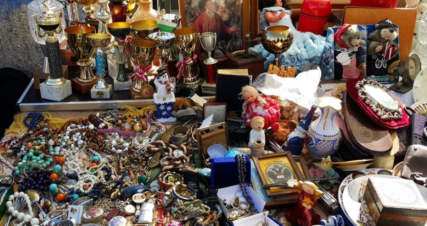 «Flohmarkt» – легендарный блошиный рынок Вены – ФОТО