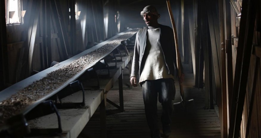 Trying to rebuild Afghanistan's shattered industry