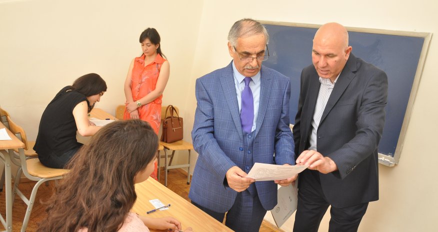 Azərbaycan Dillər Universitetində yay imtahan sessiyasına start verildi - FOTOLAR