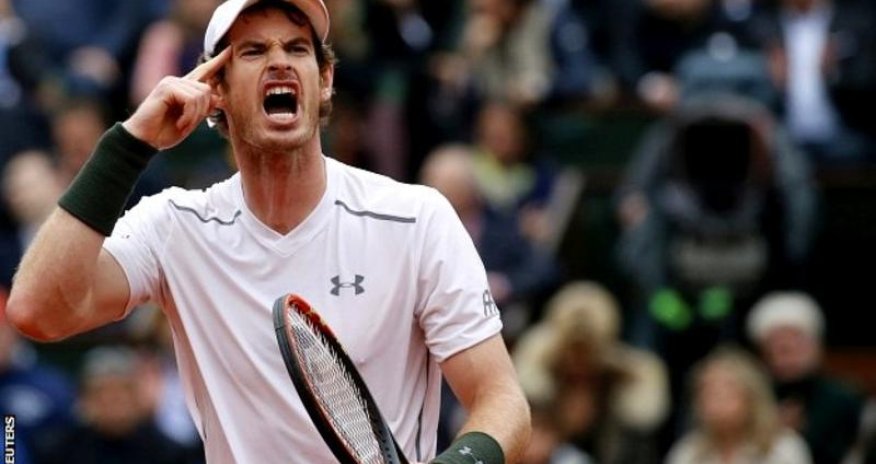 Andy Murray fights back to beat Richard Gasquet