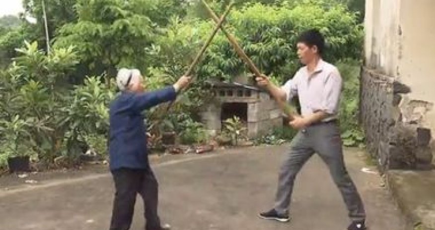 Кунг-фу от бабушки - ВИДЕО