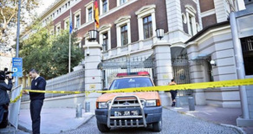 Consulate General of Germany in Istanbul is cordoned off by police