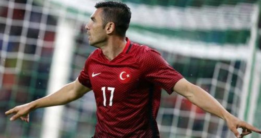 Burak Yılmaz: “İspaniyadan geri qalmırıq”