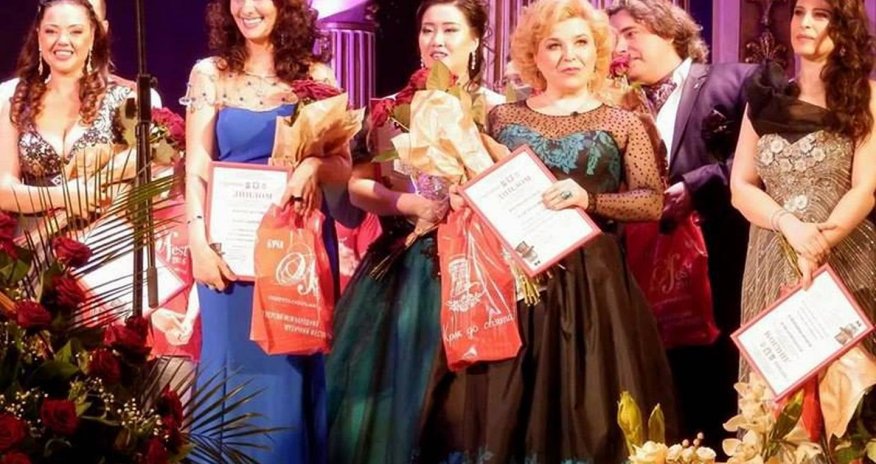 Musiqili Teatrın aktrisası Beynəlxalq festivaldan diplomla qayıtdı - FOTOLAR