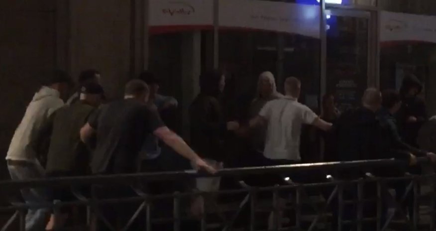 Lill şəhərində ingilis və rus azarkeşlər arasında toqquşma