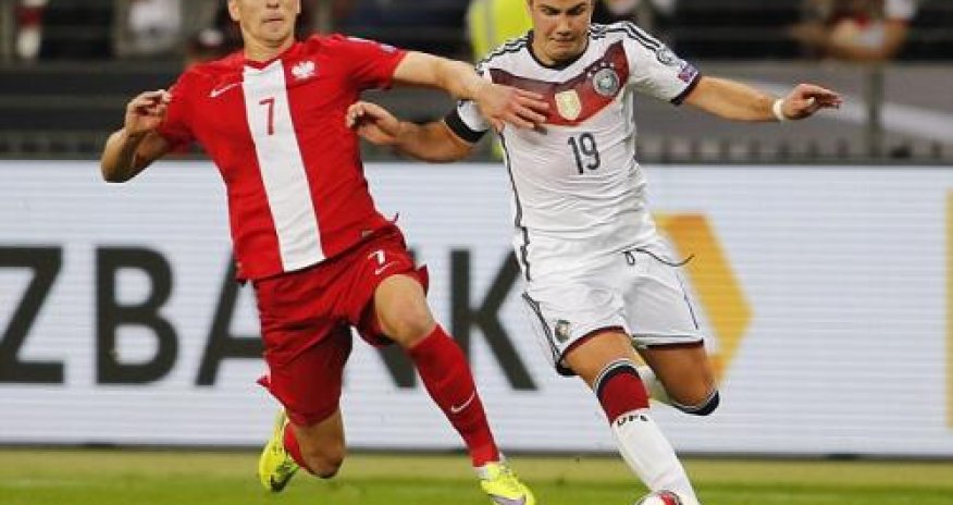 Almaniya Polşaya, Ukrayna Şimali İrlandiyaya qarşı