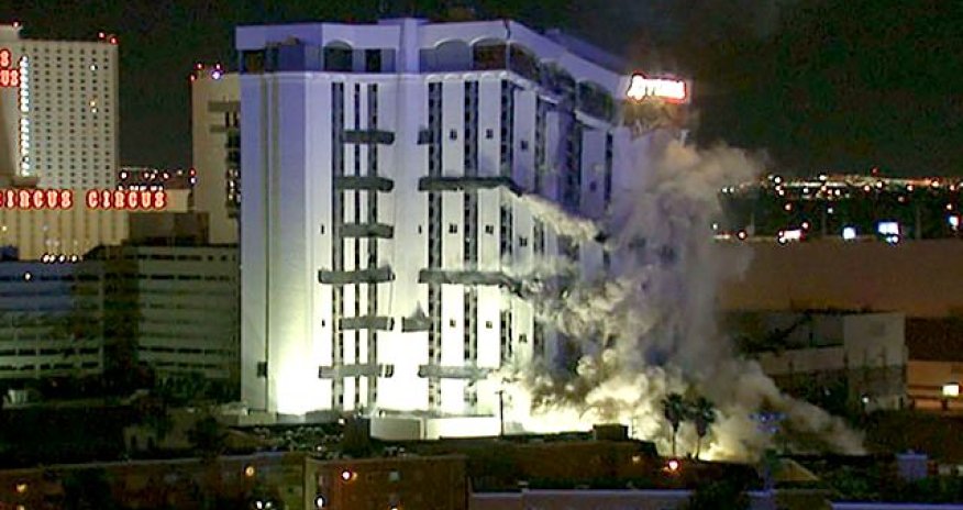 Взорвано легендарное казино - ВИДЕО