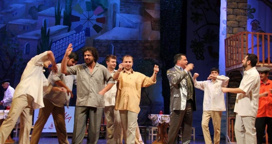 Musiqili Teatrda “Baladadaşın toy hamamı” nümayiş olunacaq - FOTOLAR