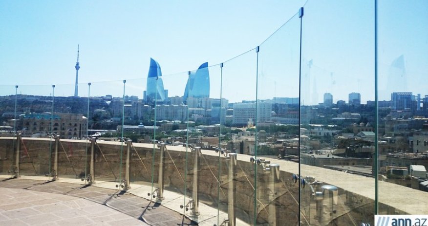 Девичья башня -  ФОТО