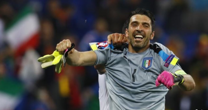 Buffon: «Neuer məndən güclüdür»