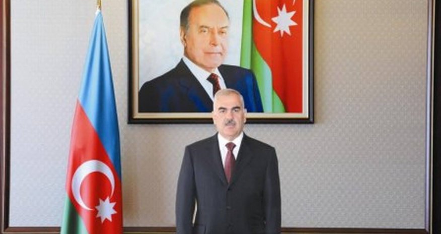 Vasif Talıbov Əliqismət Lalayevi təbrik etdi