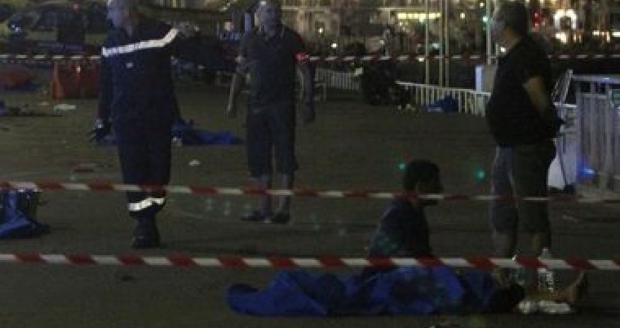 Очевидцы о теракте в Ницце - ФОТО, ВИДЕО