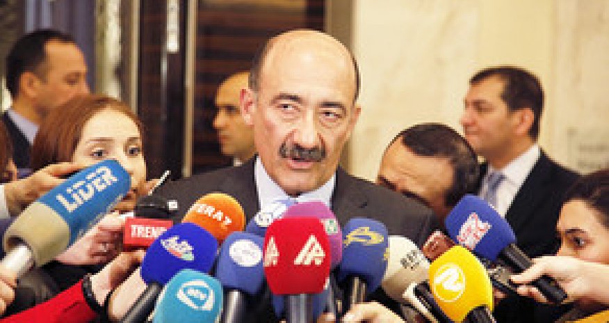 Əbülfəs Qarayev: “Azərbaycanda vahid çimərlik standartları hazırlanacaq