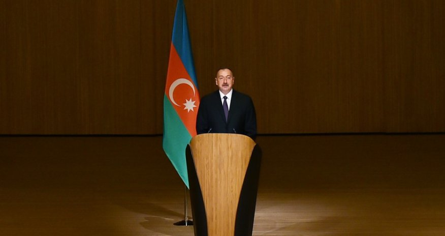 İlham Əliyev Yay Olimpiya Oyunlarında iştirak edəcək idmançıların yolasalma mərasimində