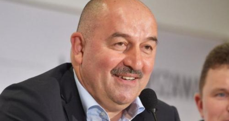 Rusiya millisində yeni baş məşqçi