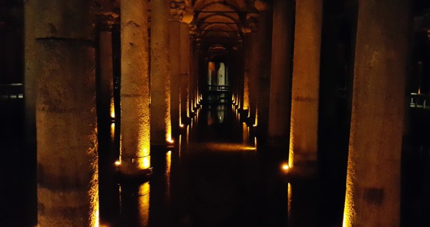 Мистическое подземелье в центре Стамбула - РЕПОРТАЖ+ФОТО