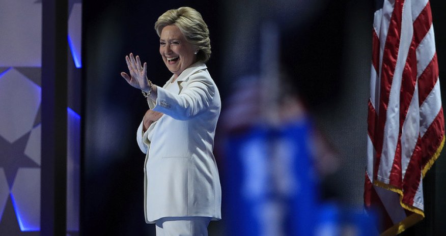 Klinton demokratlardan ABŞ prezidentliyinə namizəd olmağa razılıq verdi