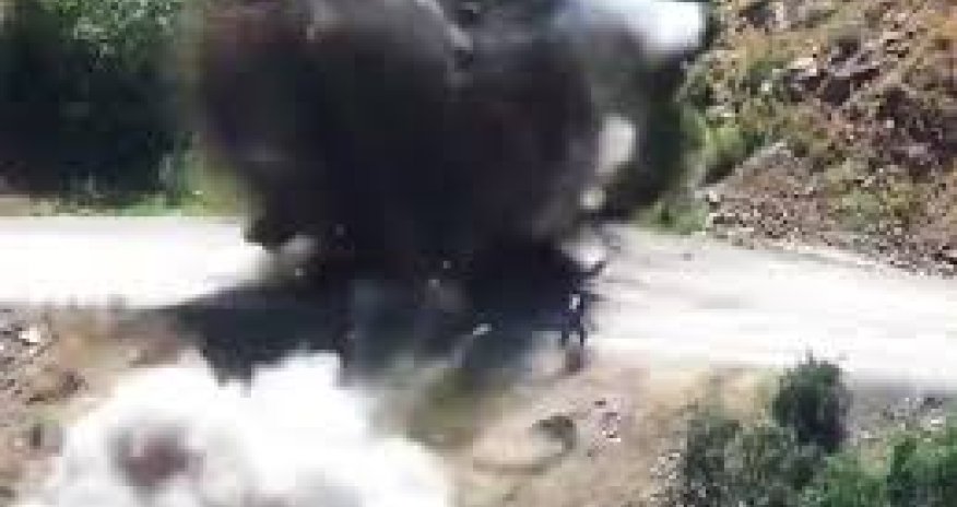 РПК взорвала турецкий броневик - ВИДЕО