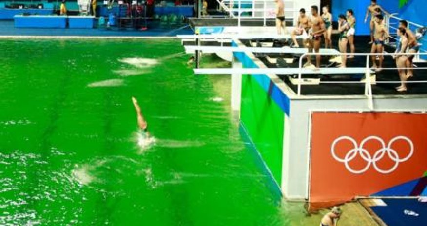Rio 2016: 'I've never dived in anything like it' - Olympic pool turns green