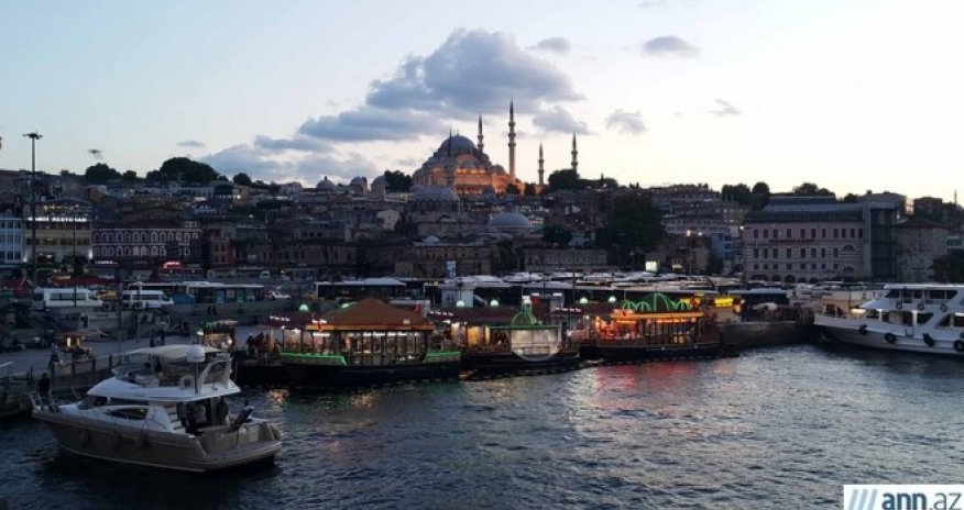 Eminönü iskələsi, Qalata körpüsü və İstanbulun mənzərəli şəfəqləri - FOTOREPORTAJ
