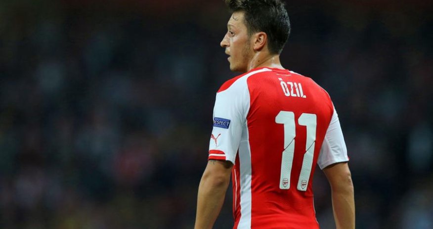 Özil gedir, yoxsa qalır?