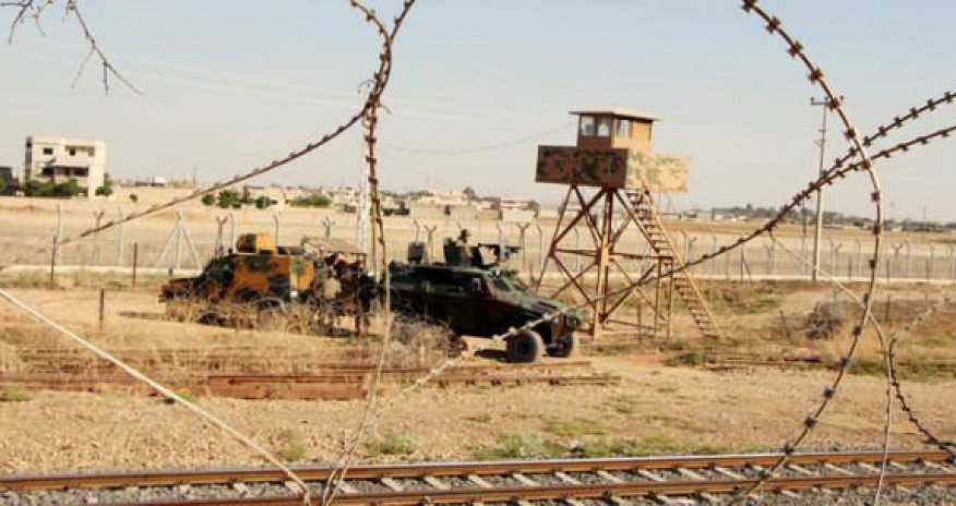 Blast at Syrian crossing near Turkey kills 11, mostly rebels