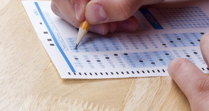 Ali məktəblərin boş qalan plan yerlərinə və kolleclərə qeydiyyat başladı