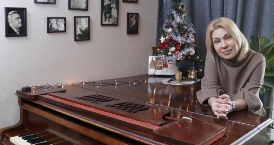 Gülnarə Abdullayeva: 