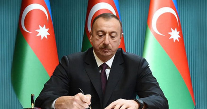 İlham Əliyev Milli Olimpiya komandasının üzvlərini təltif etdi