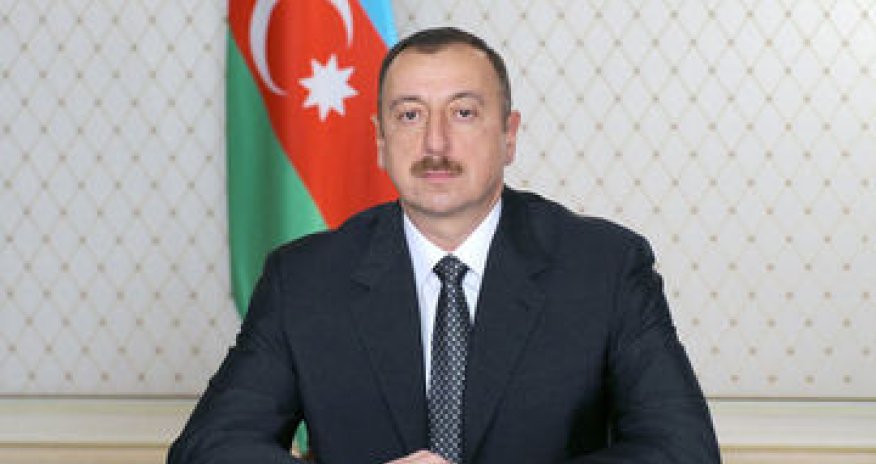 President Aliyev awards members of National Olympic team